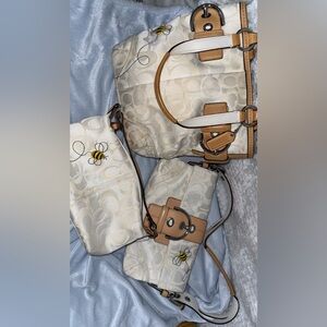 Coach bumblebee hang bag tote